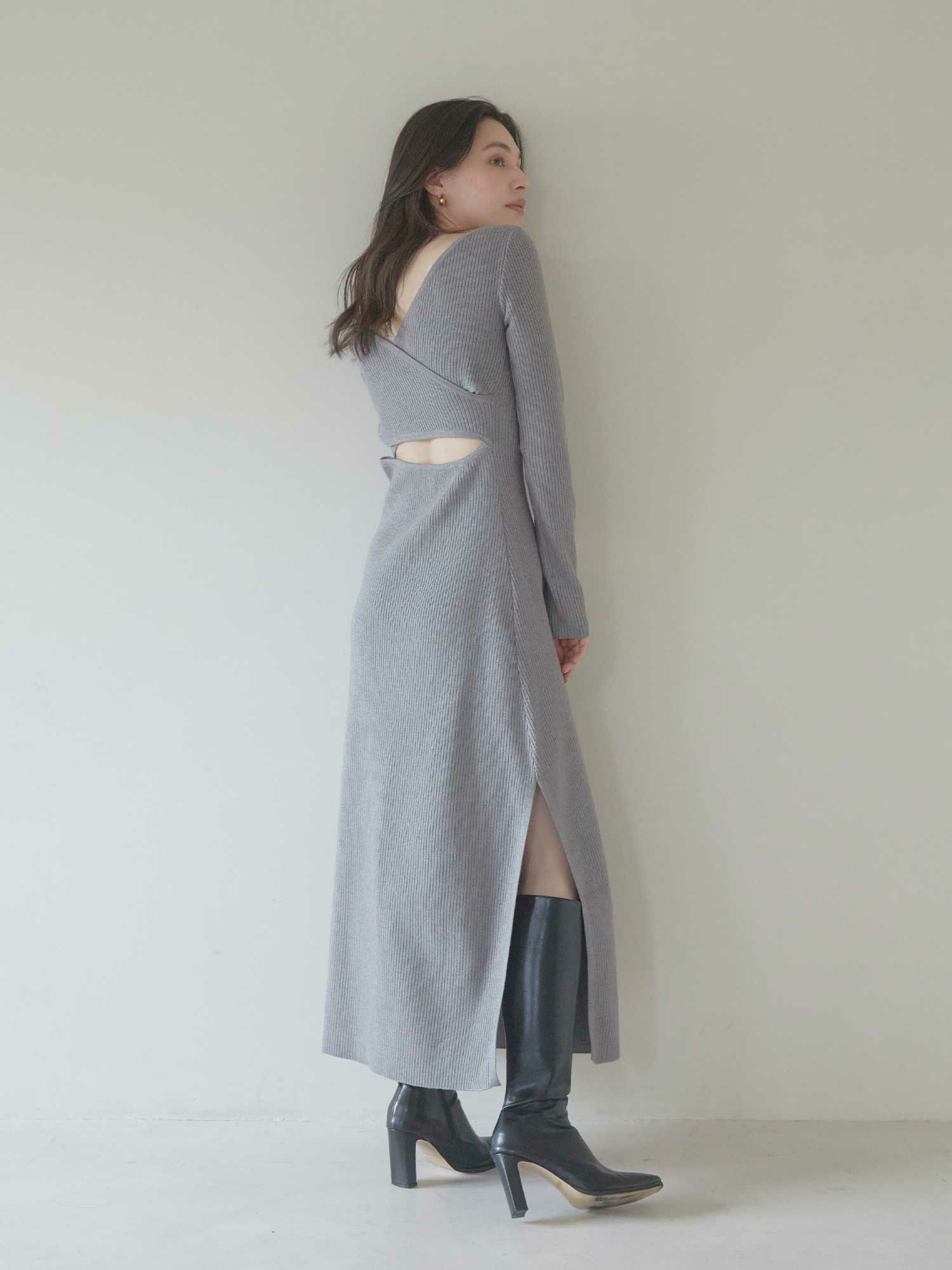 ACYM アーシム Back open mix knit ニットワンピース 黒 Aga Blackの