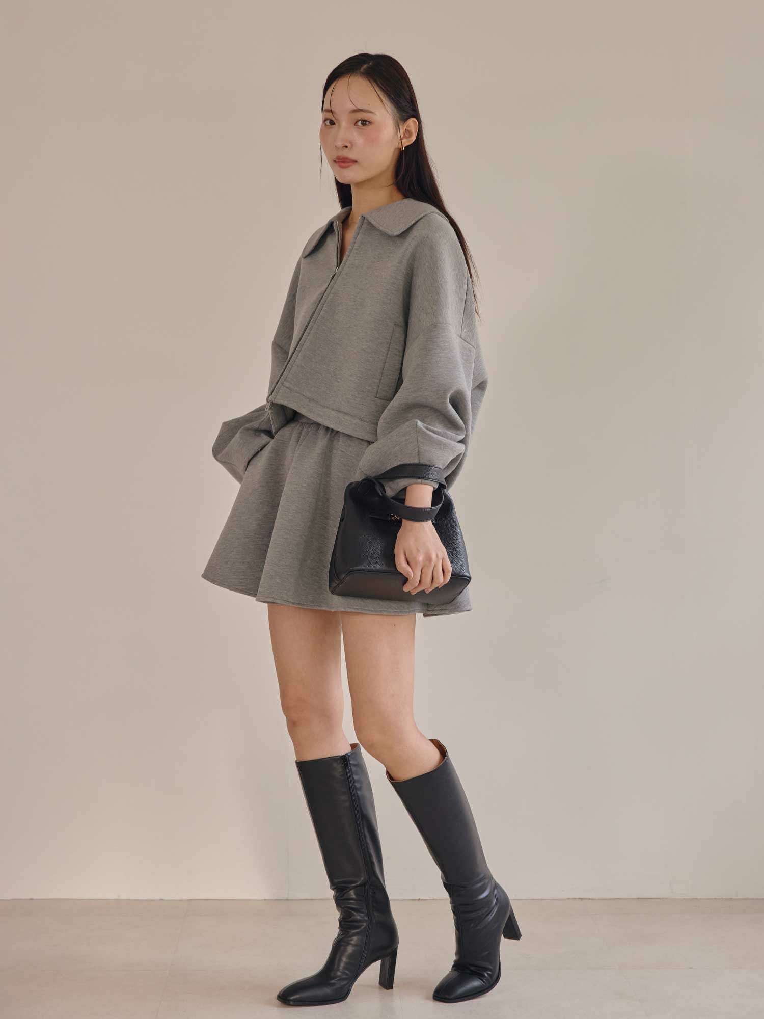 A logo sweat ニット